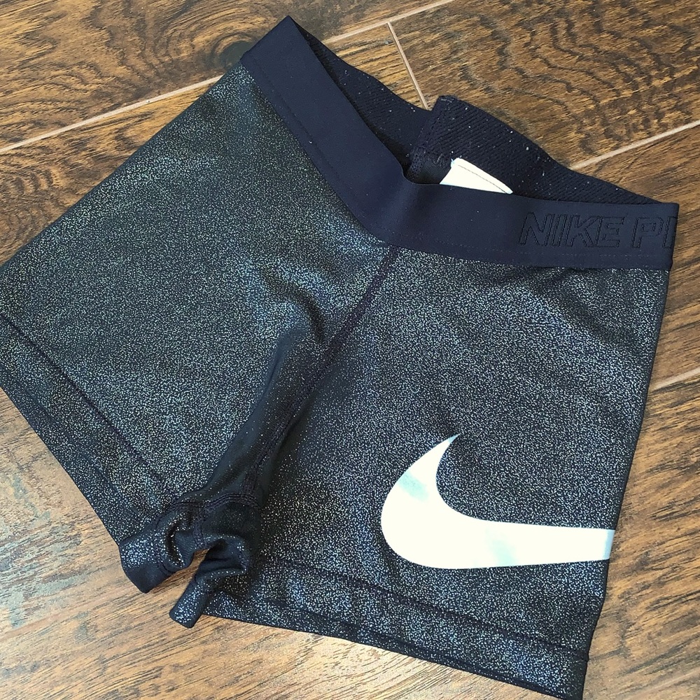 🔥Nike Dri-Fit Bike Shorts🔥